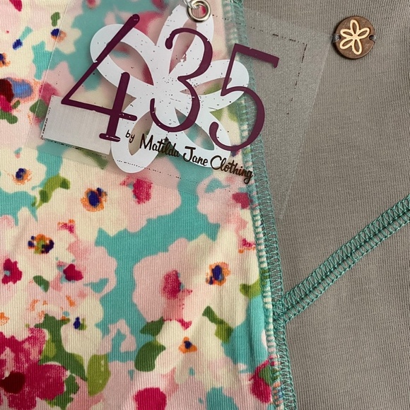 NWT Girl's 435 by Matilda Jane Floral Athletic Style Leggings SIZE 10 - Picture 6 of 7